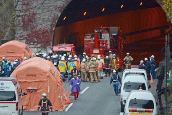 Tunelul rutier Sasago din Japonia prezintă 670 de defecţiuni